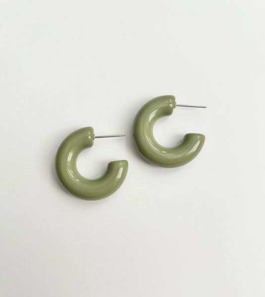 Callie Hoop Earrings in Olive